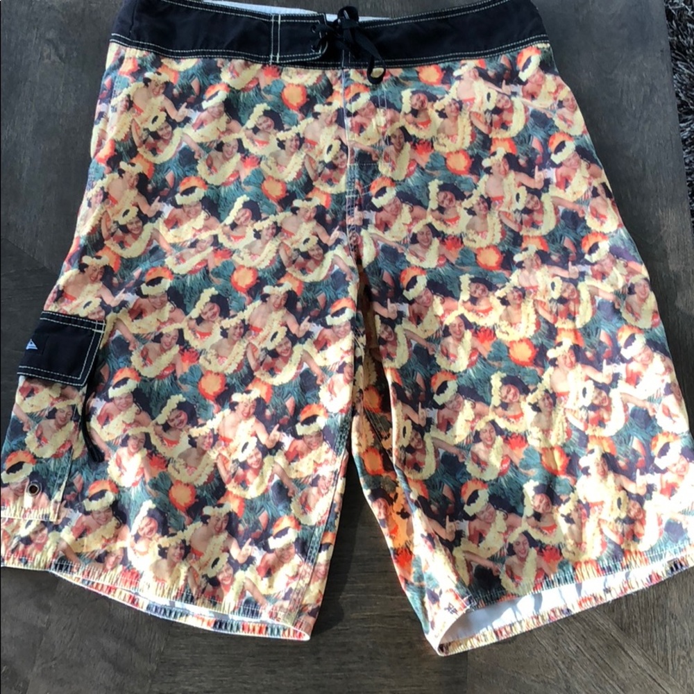 Quicksilver Hula dancers Hawaiian board shorts.